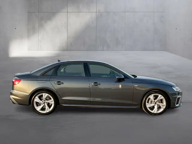 Audi A4 view 6