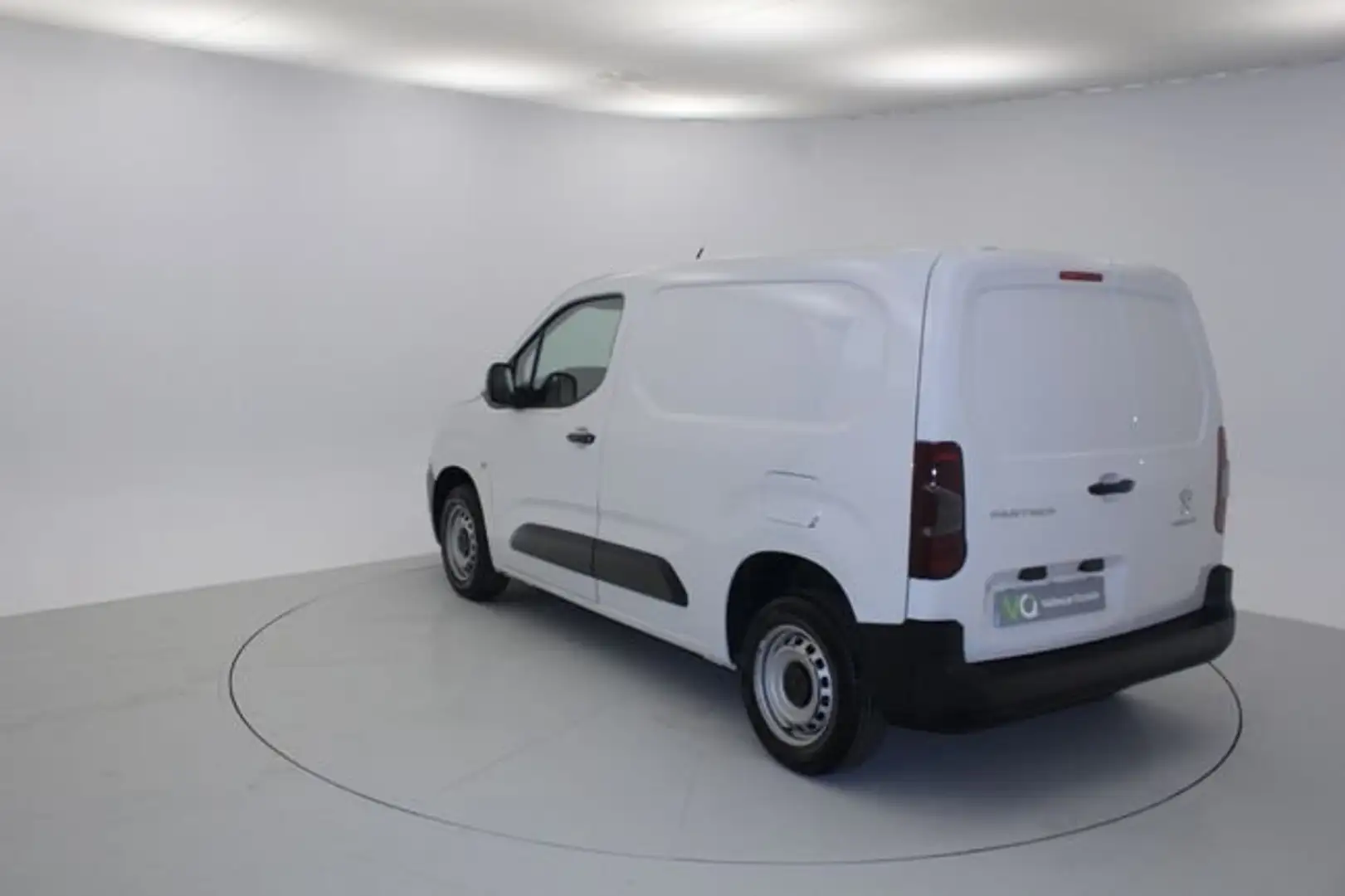 Peugeot Partner FG 1.5 BLUEHDI 100 STANDARD 4P 600KG Blanco - 2