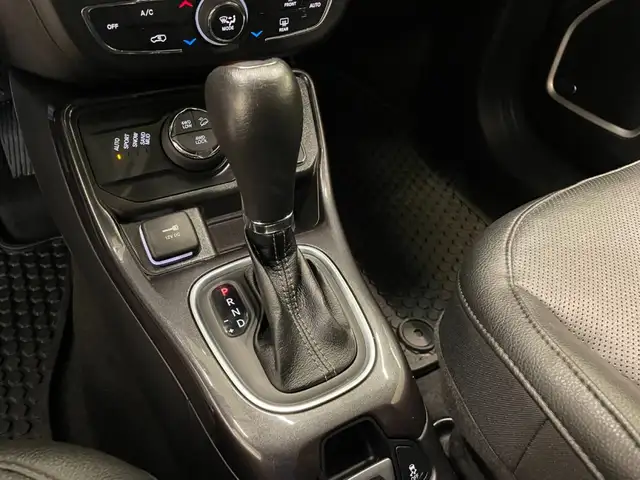 Jeep Compass view 13