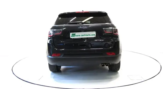 Jeep Compass view 4