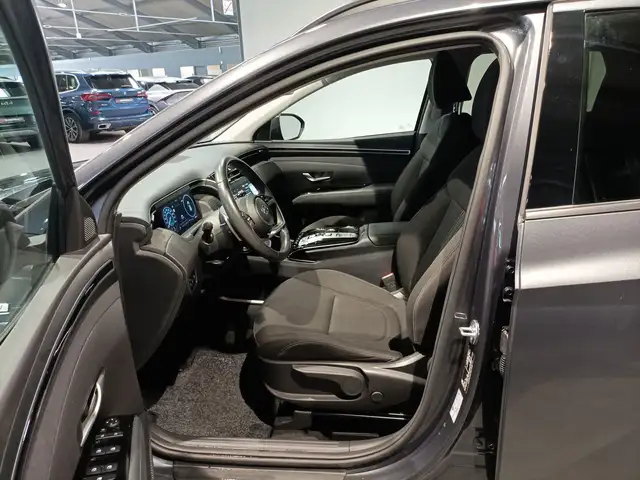 Hyundai Tucson view 8