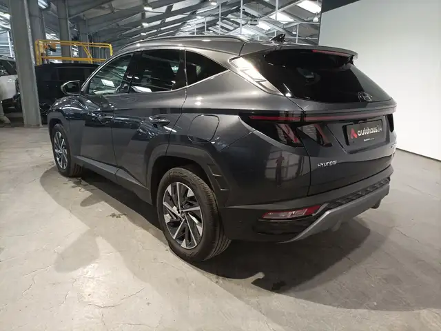 Hyundai Tucson view 4