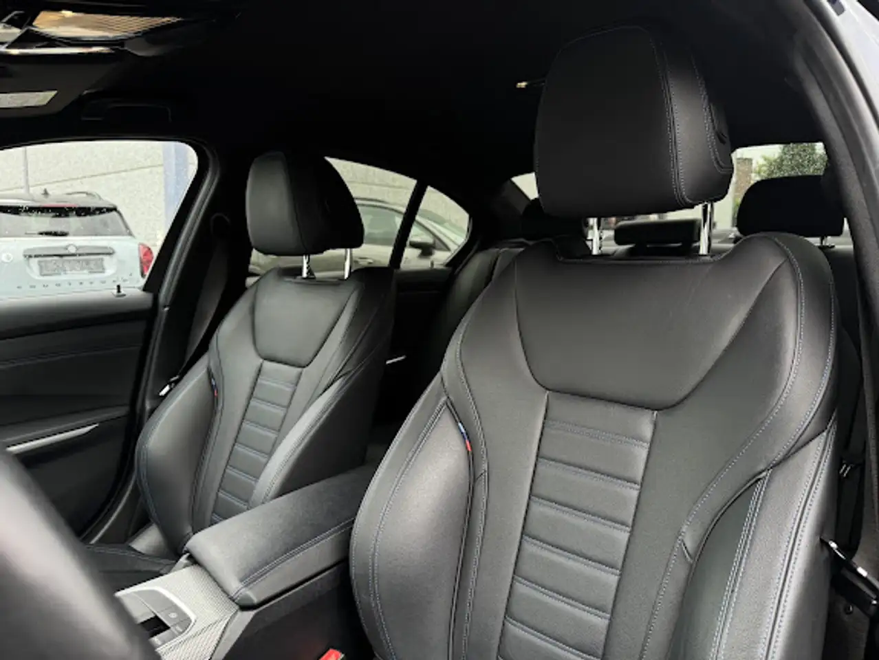 BMW 330 e berline M Sport / SHADOW LIVE / KEYL / LEDER / CAM /, миниатюра 25