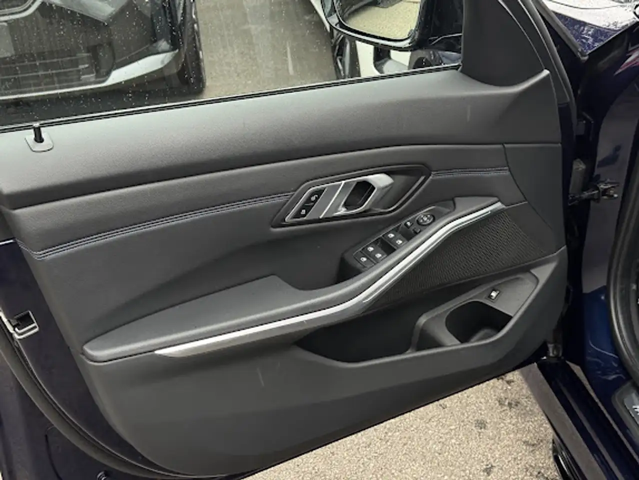 BMW 330 e berline M Sport / SHADOW LIVE / KEYL / LEDER / CAM /, миниатюра 21