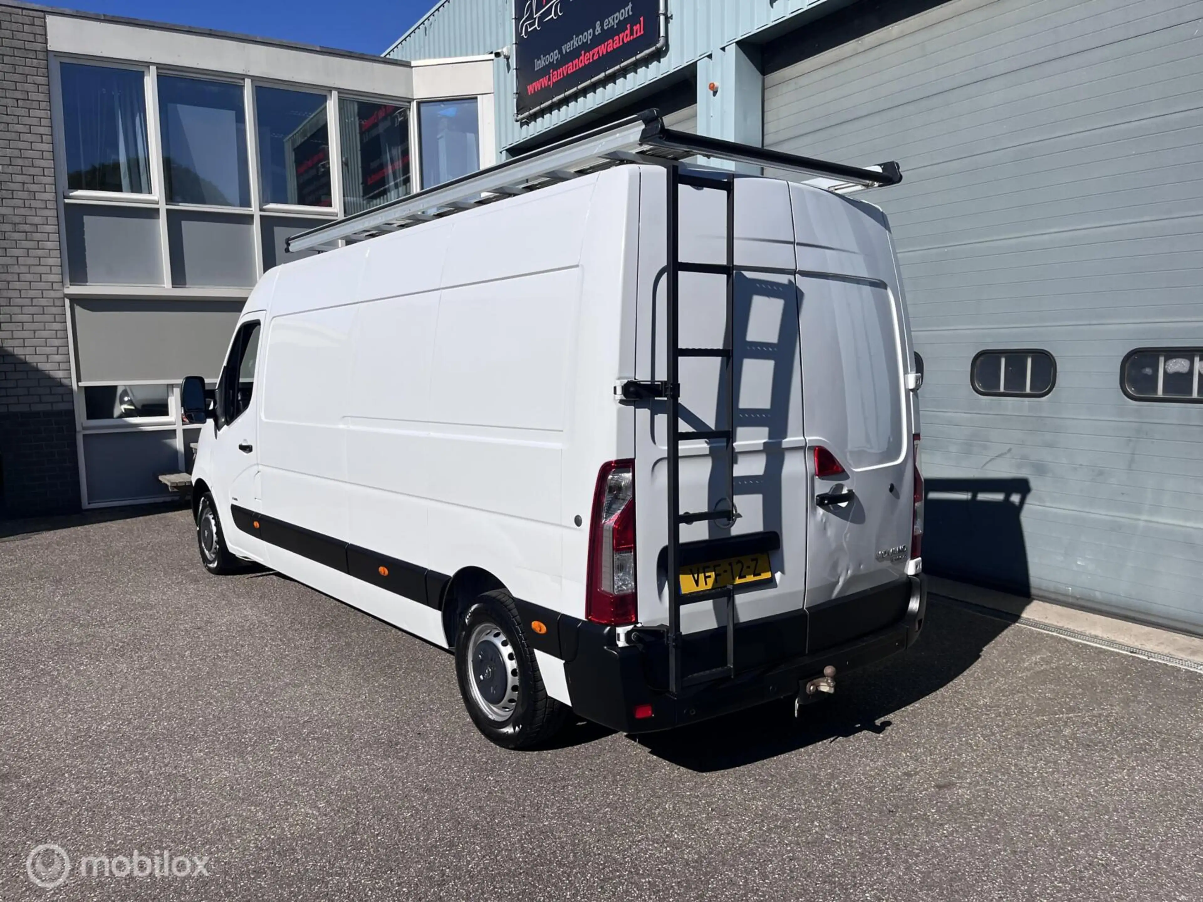 Opel Movano 2.3 Turbo Lengte 3 Imperiaal Trekhaak 3 zitplaatse — photo 5