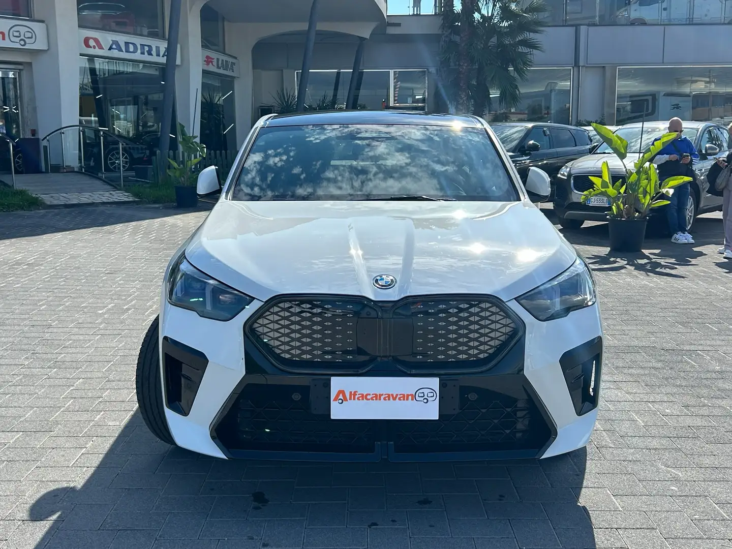 BMW iX2 X2 U10 xdrive 30 MSport Wit - 2