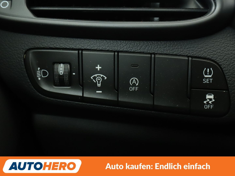 Hyundai i30 1.5 T-GDI Mild-Hybrid Prime Aut*NAVI*LED*ACC*CAM* — photo 28