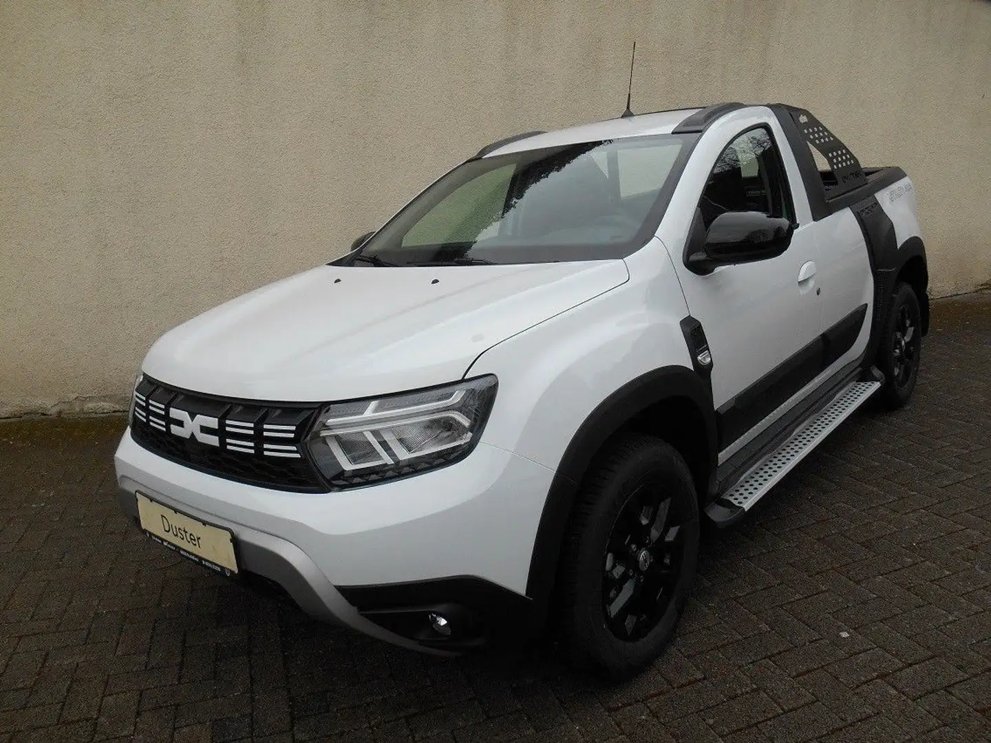 Dacia Duster Blue dCi 115 4x4 Pick Up 2023 FACELIFT! Wit - 1