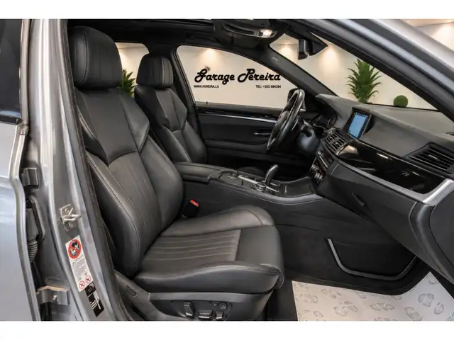BMW M5 view 4