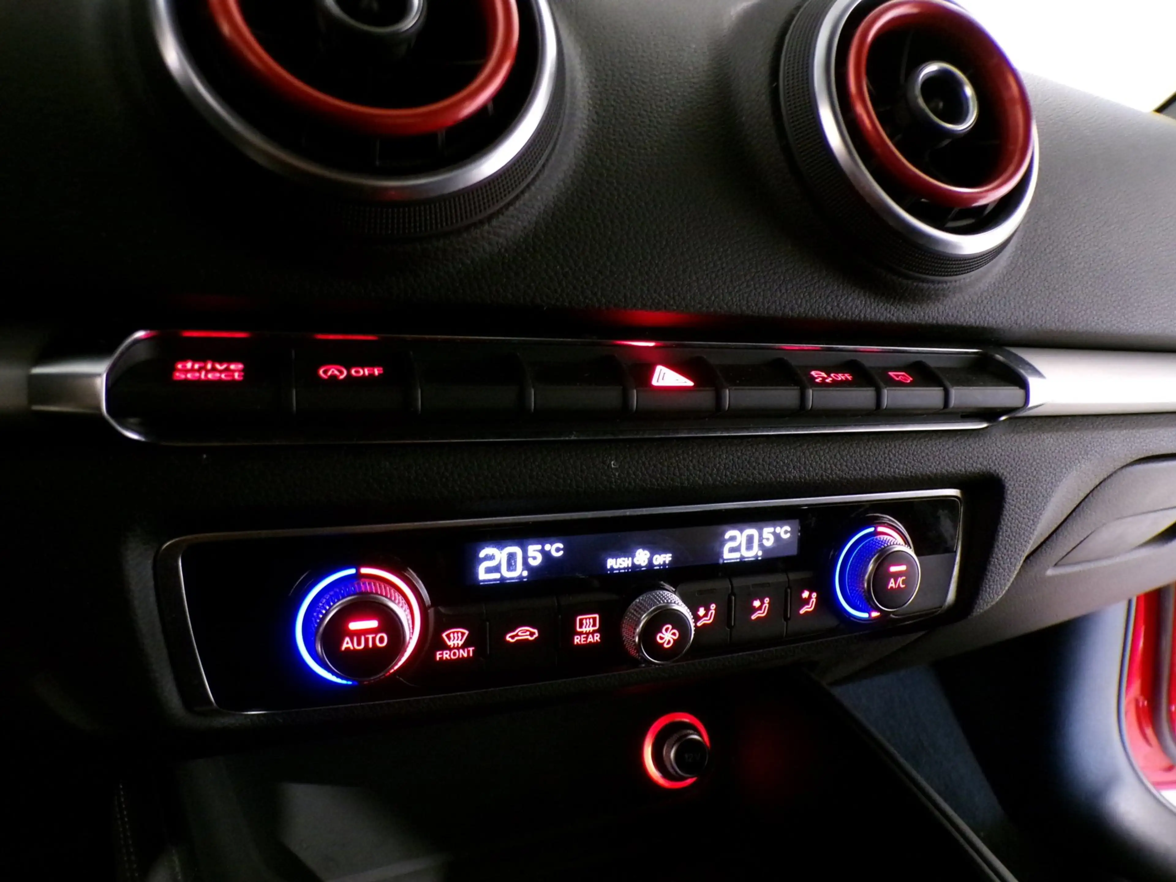 Audi A3 Sportback 1.4 TFSI S-Line "Origineel NL!" Stoelver — photo 15