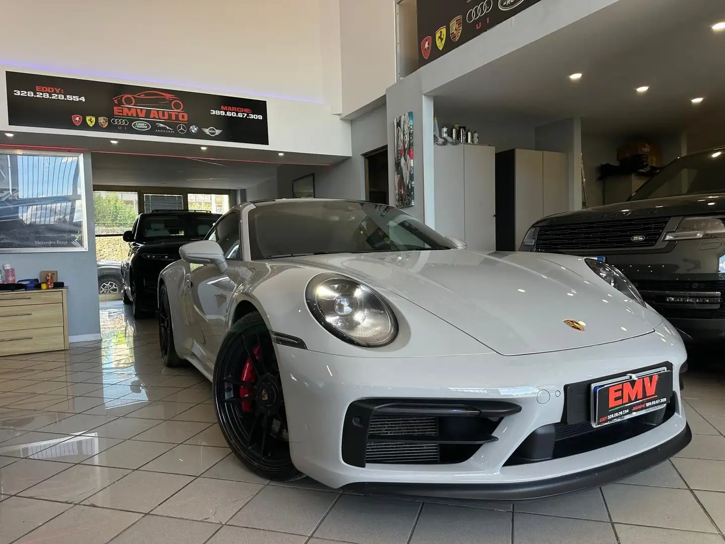 Porsche 911 911 Carrera 4 GTS Grigio - 1