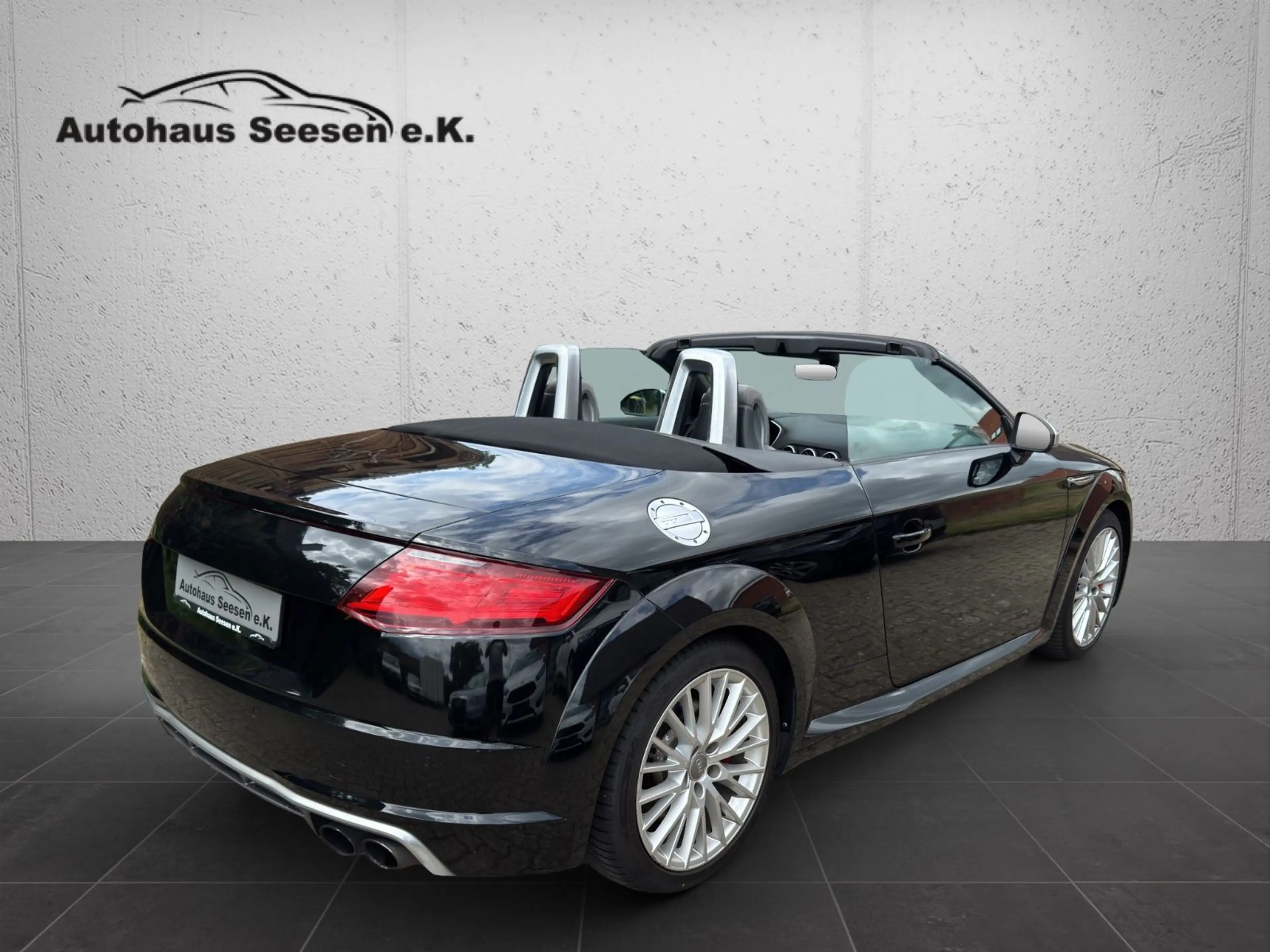 Audi TTS Roadster 2.0 TFSI quattro*Leder*Navi*Matrix* — photo 7