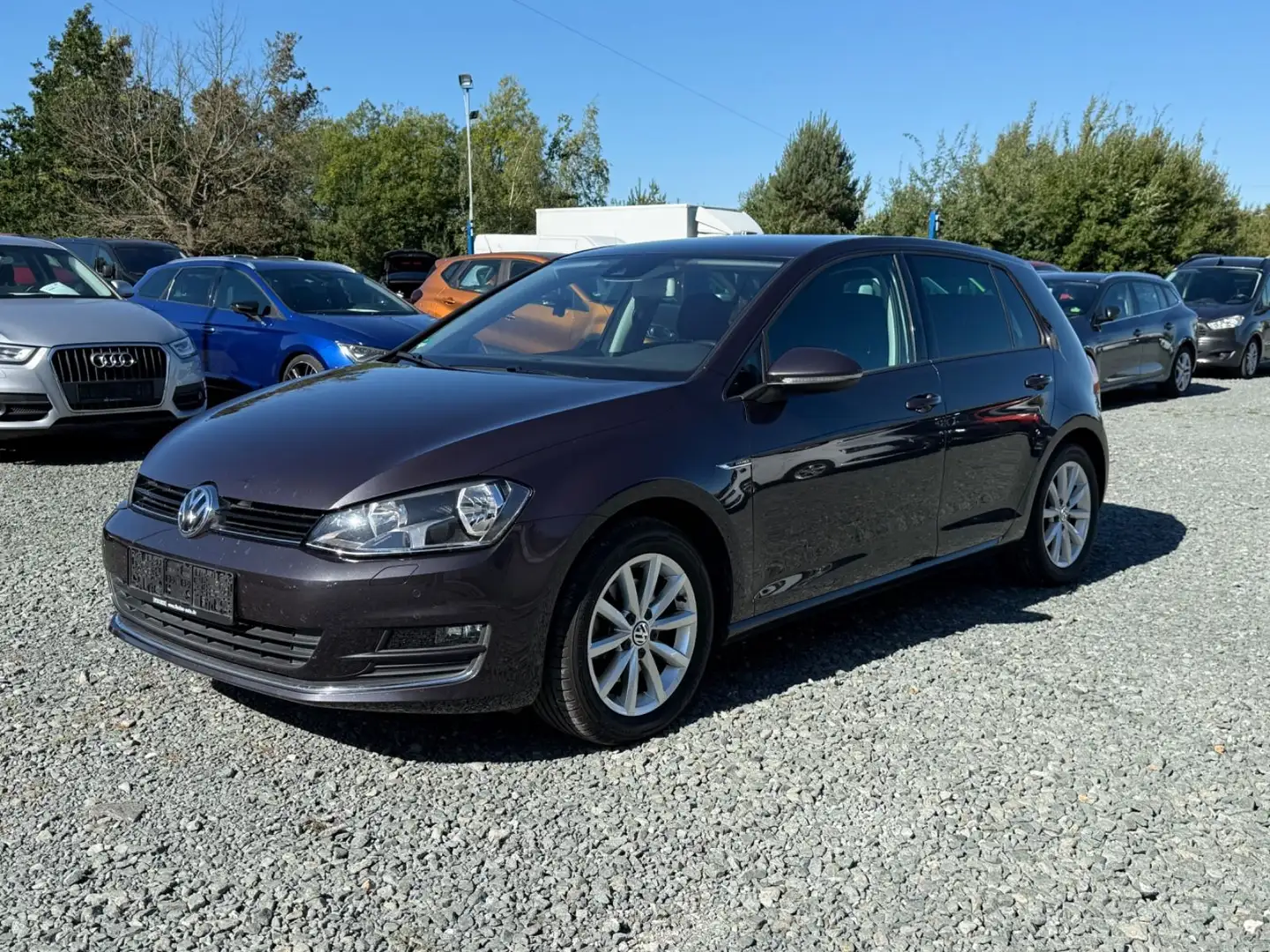 Volkswagen Golf VII Lim. Lounge Automatik*AHZV*SHZG*Navi* Grau - 1