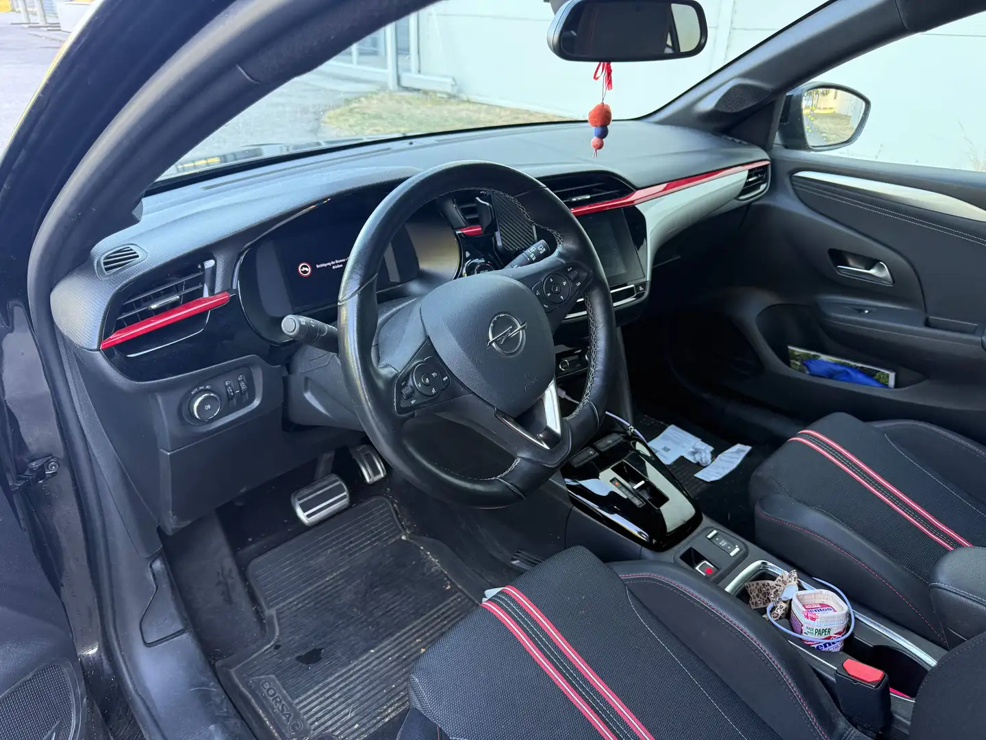 Opel Corsa-e Corsa e-GS Line inkl. DC Schnelllader, Keyless go, Schwarz - 2