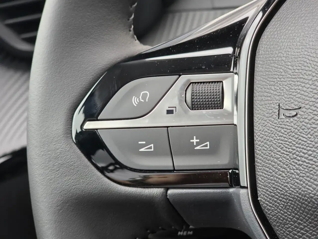 Peugeot 208 2026 — фото 14