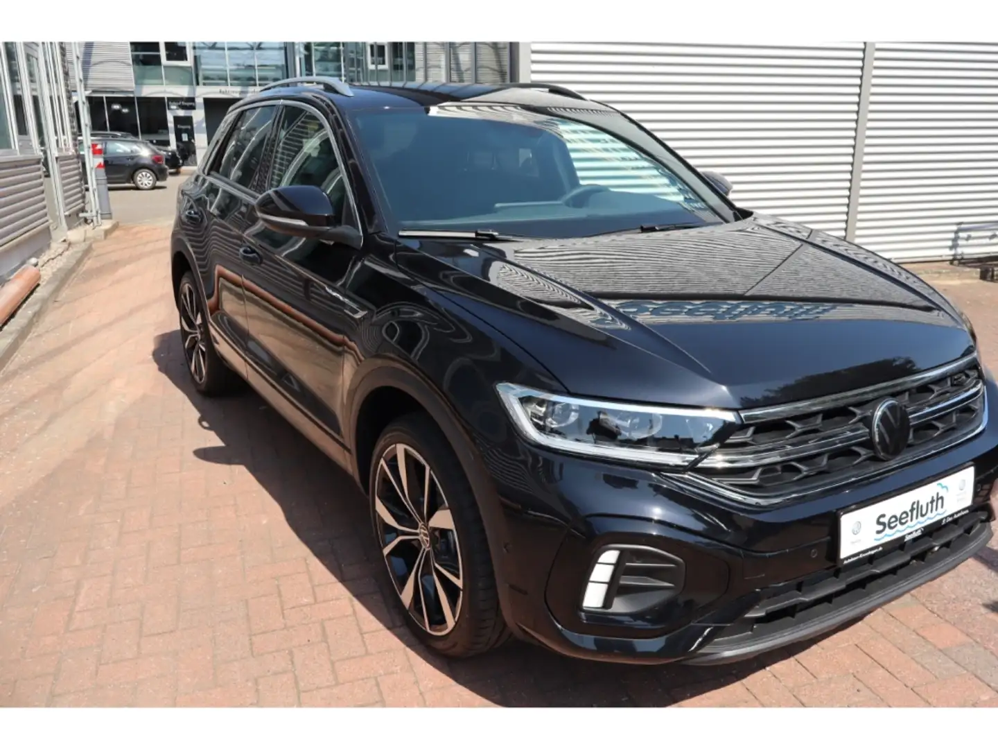 Volkswagen T-Roc 4Motion 2.0 R-Line 4M AHK 19 Misano RFK Noir - 2