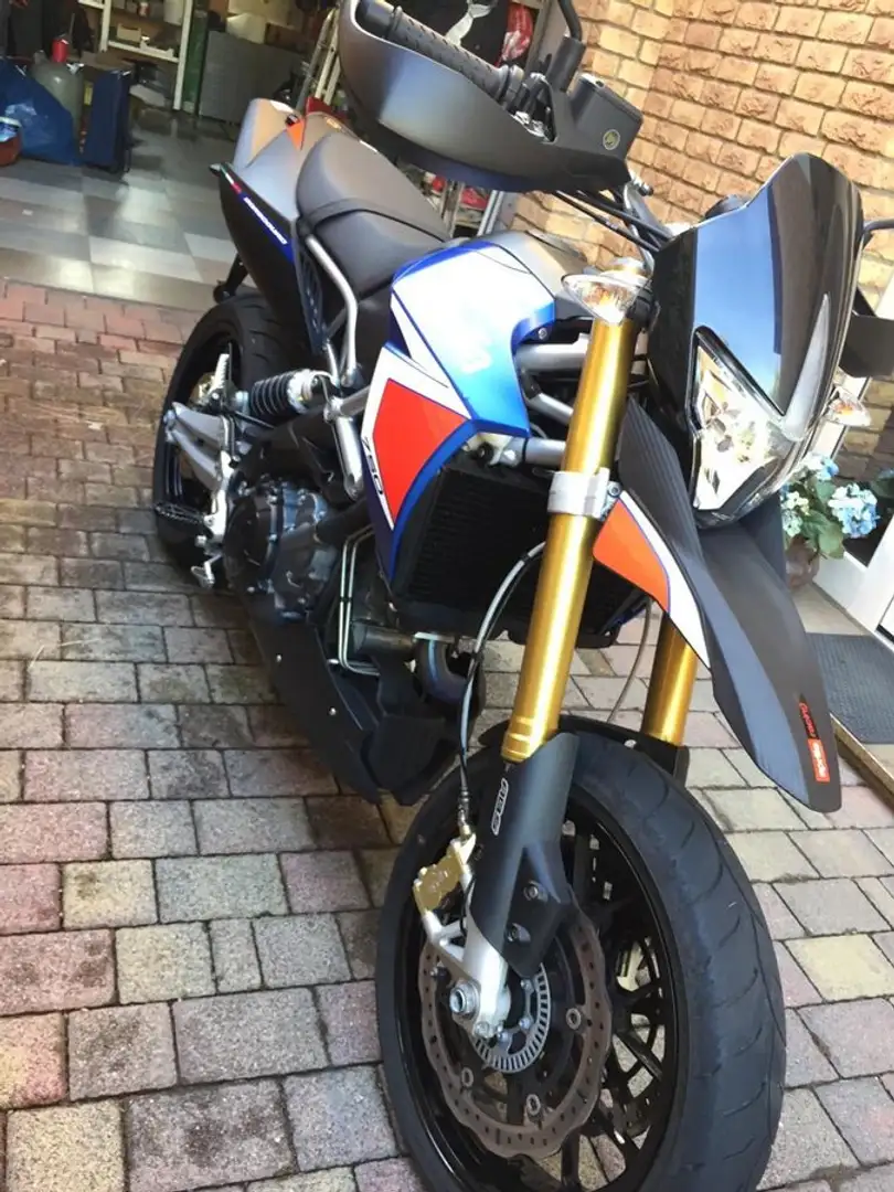 Aprilia Dorsoduro Azul - 2