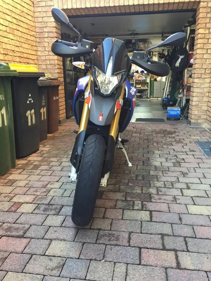 Aprilia Dorsoduro Azul - 1