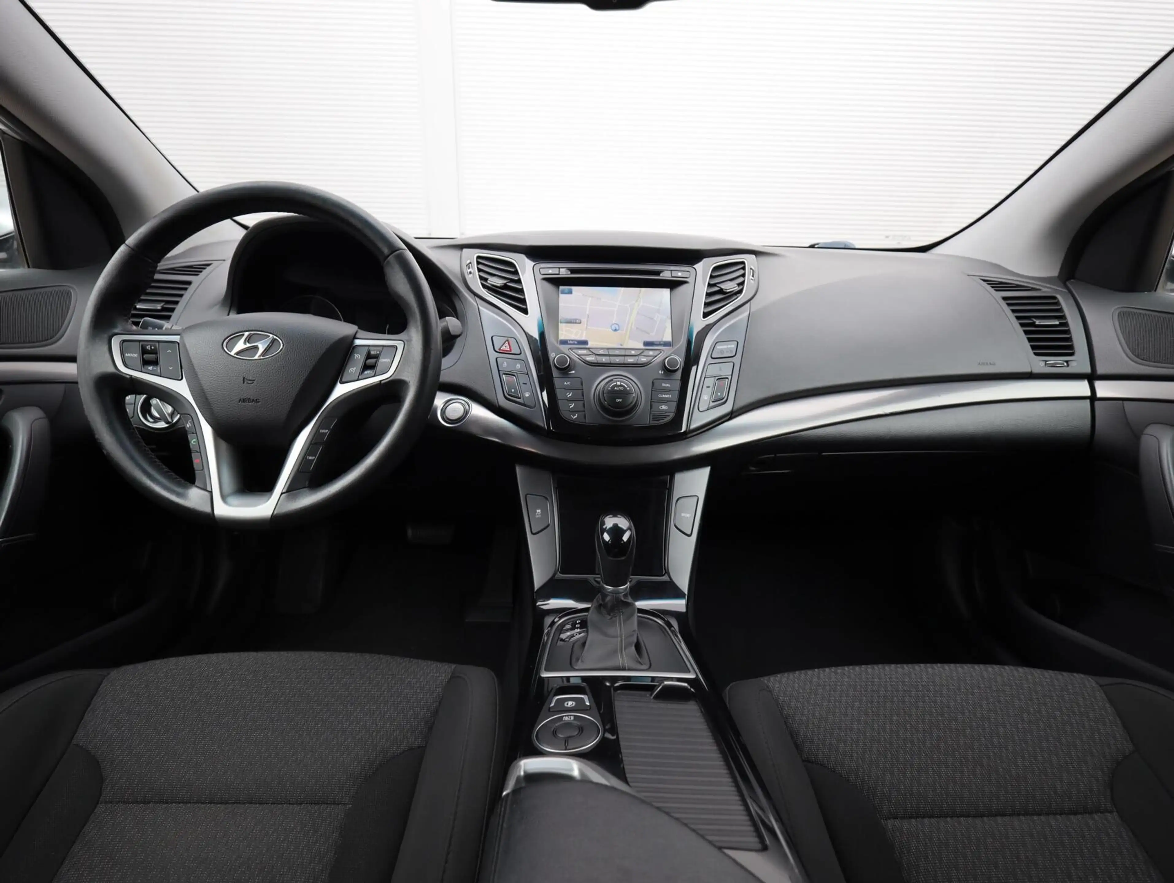 Hyundai i40 2.0 GDI i-Vision Automaat (Vol-Opties!) NL-auto — photo 3