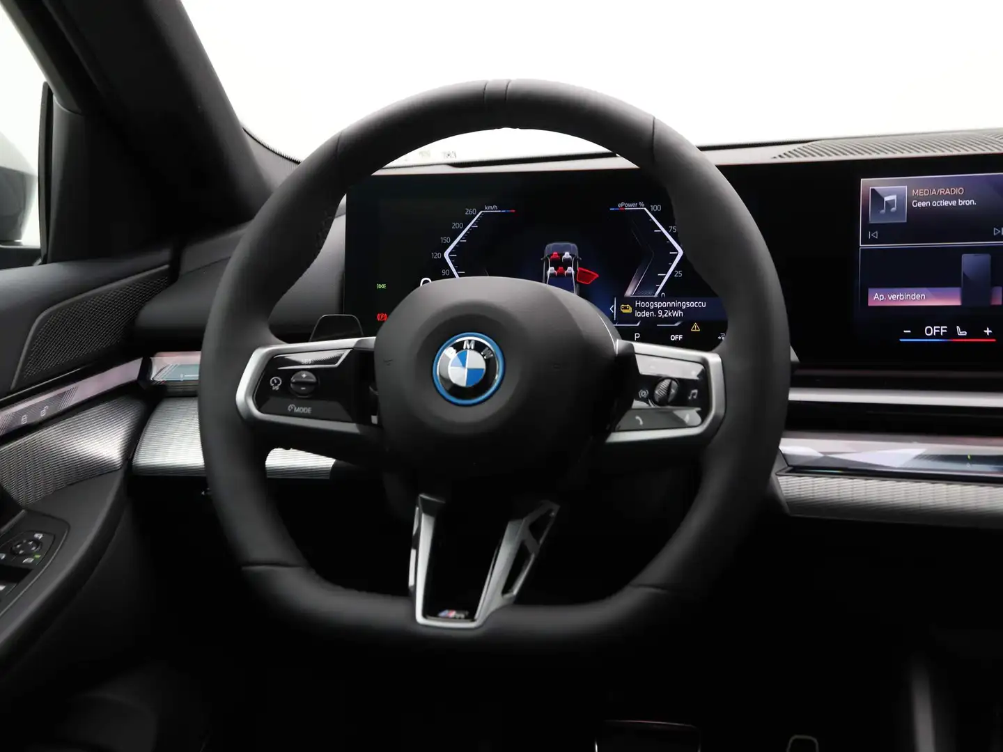 BMW i5 eDrive40 M Sport Edition 84 kWh Grijs - 2