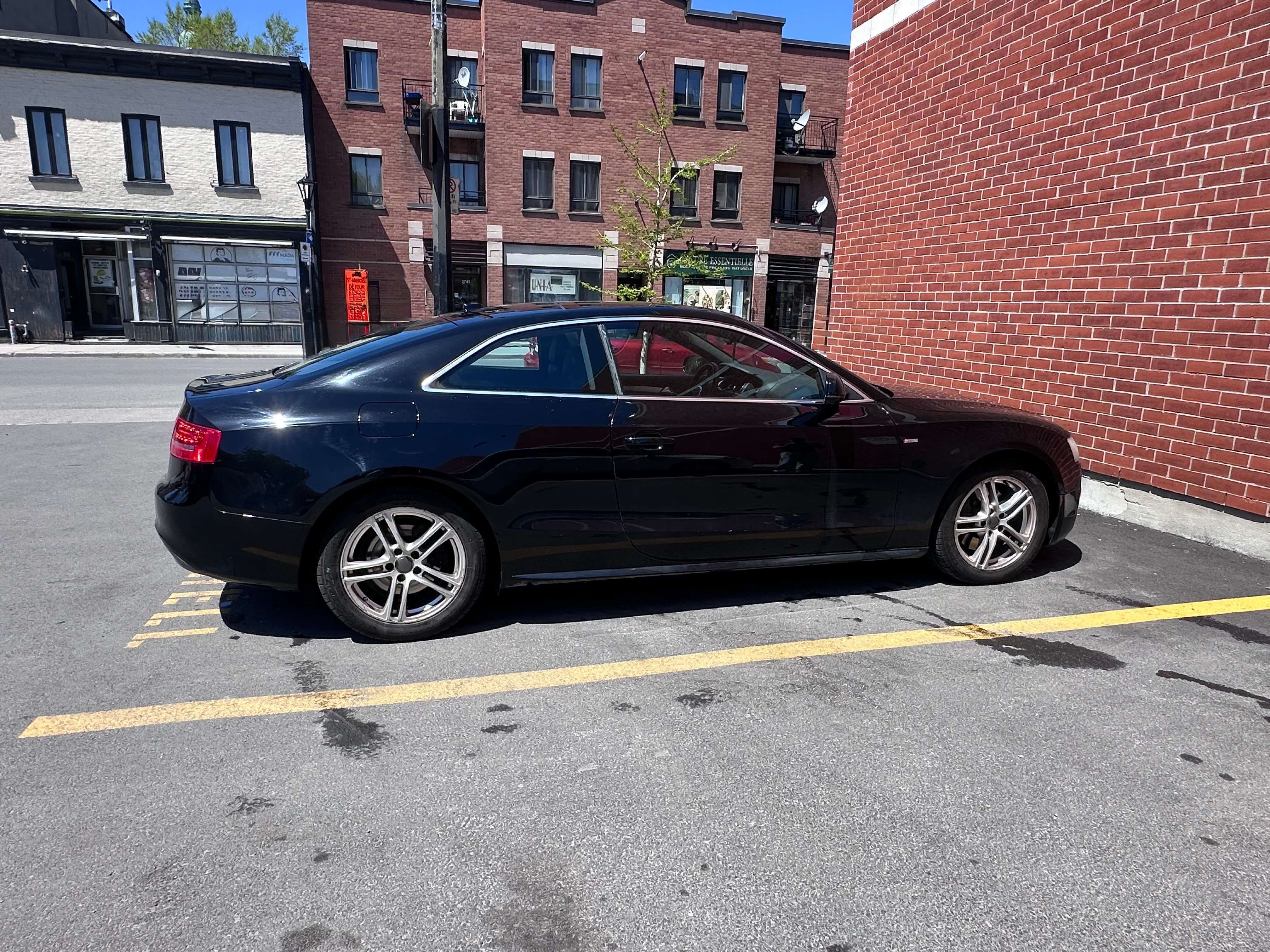 2011 Audi A5 Premium thumb 6