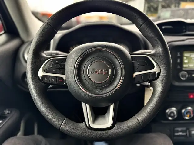 Jeep Renegade view 14