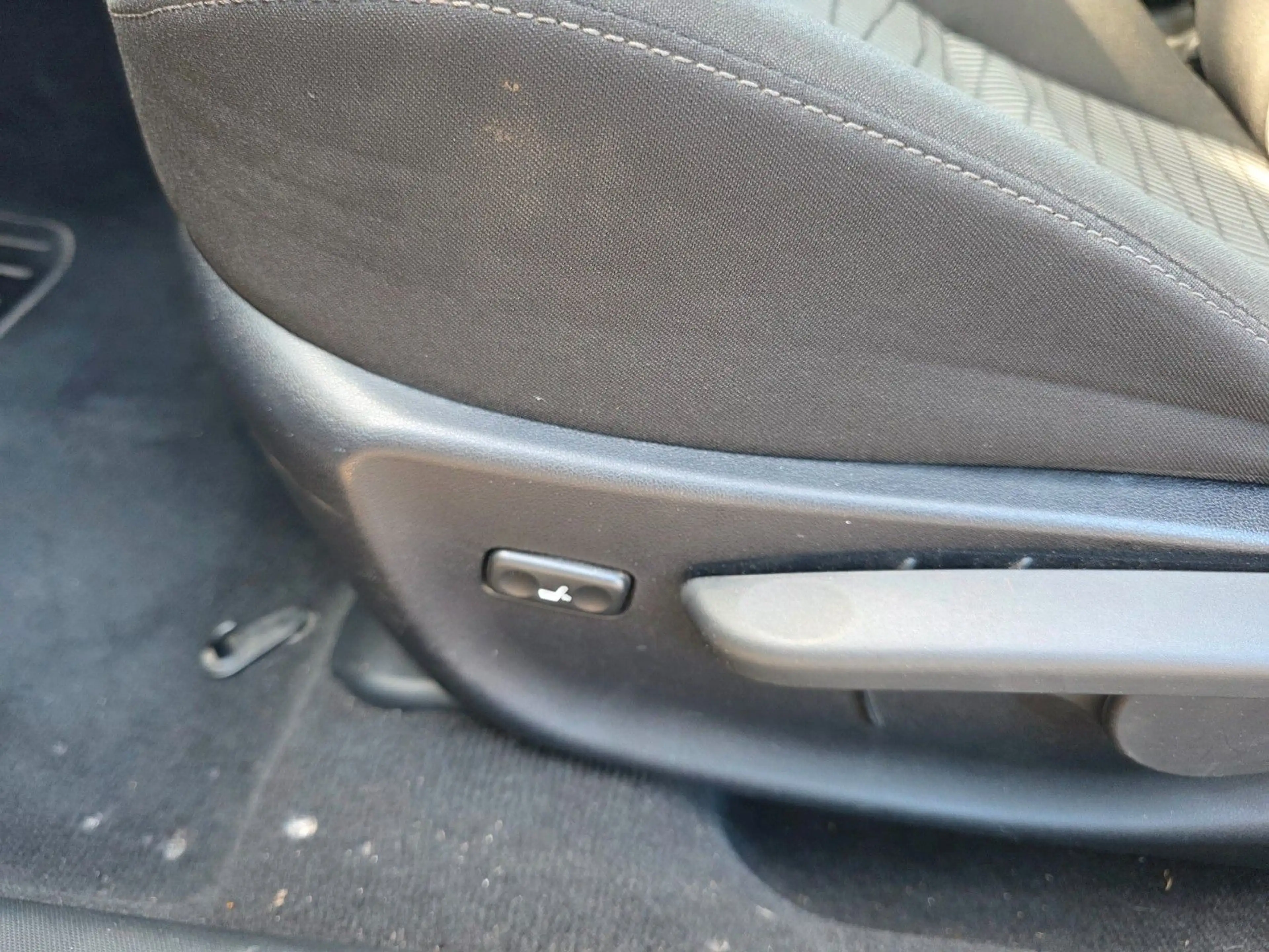 Toyota Avensis 1.8 Automatik — photo 14