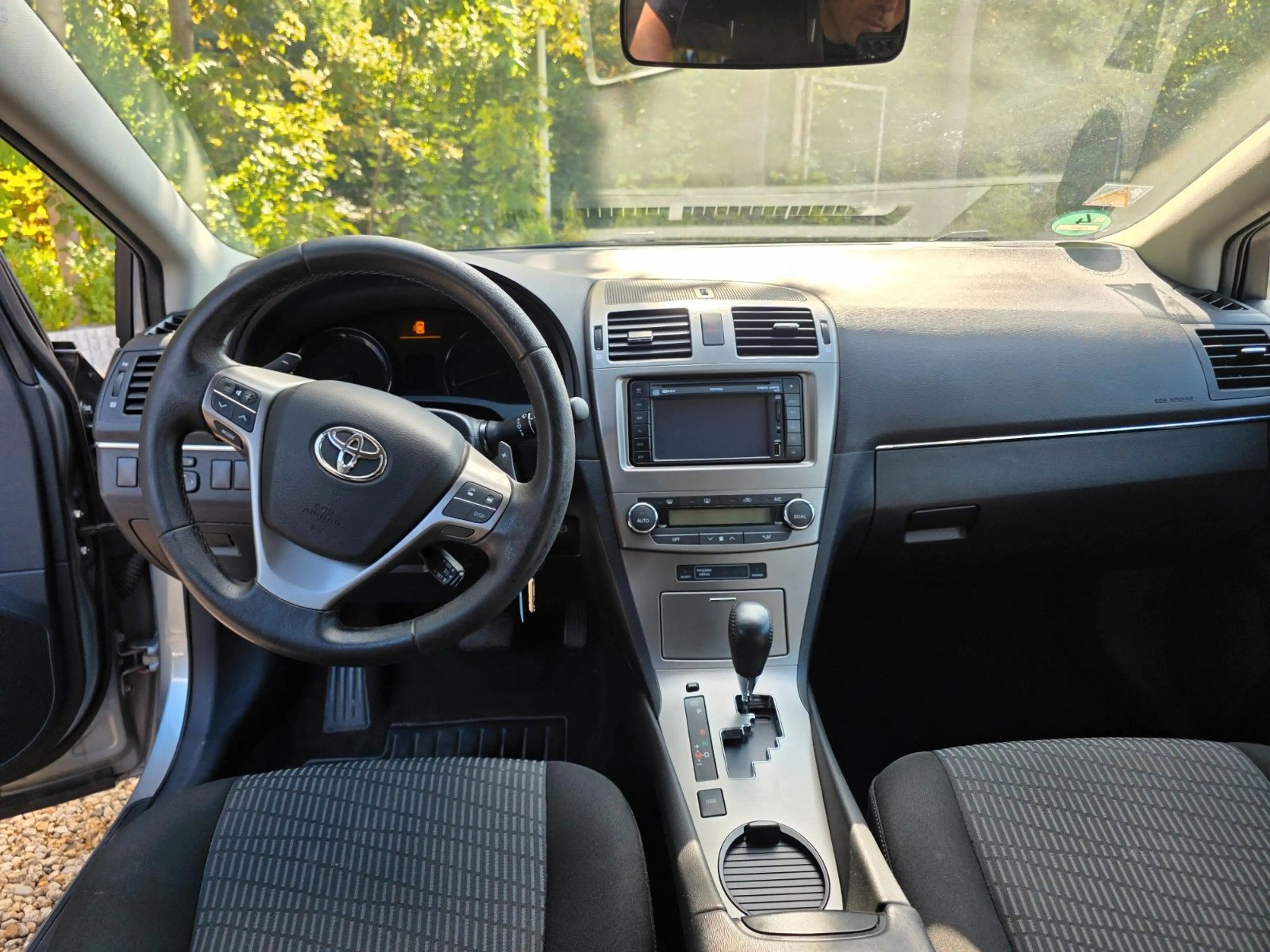Toyota Avensis 1.8 Automatik — photo 11