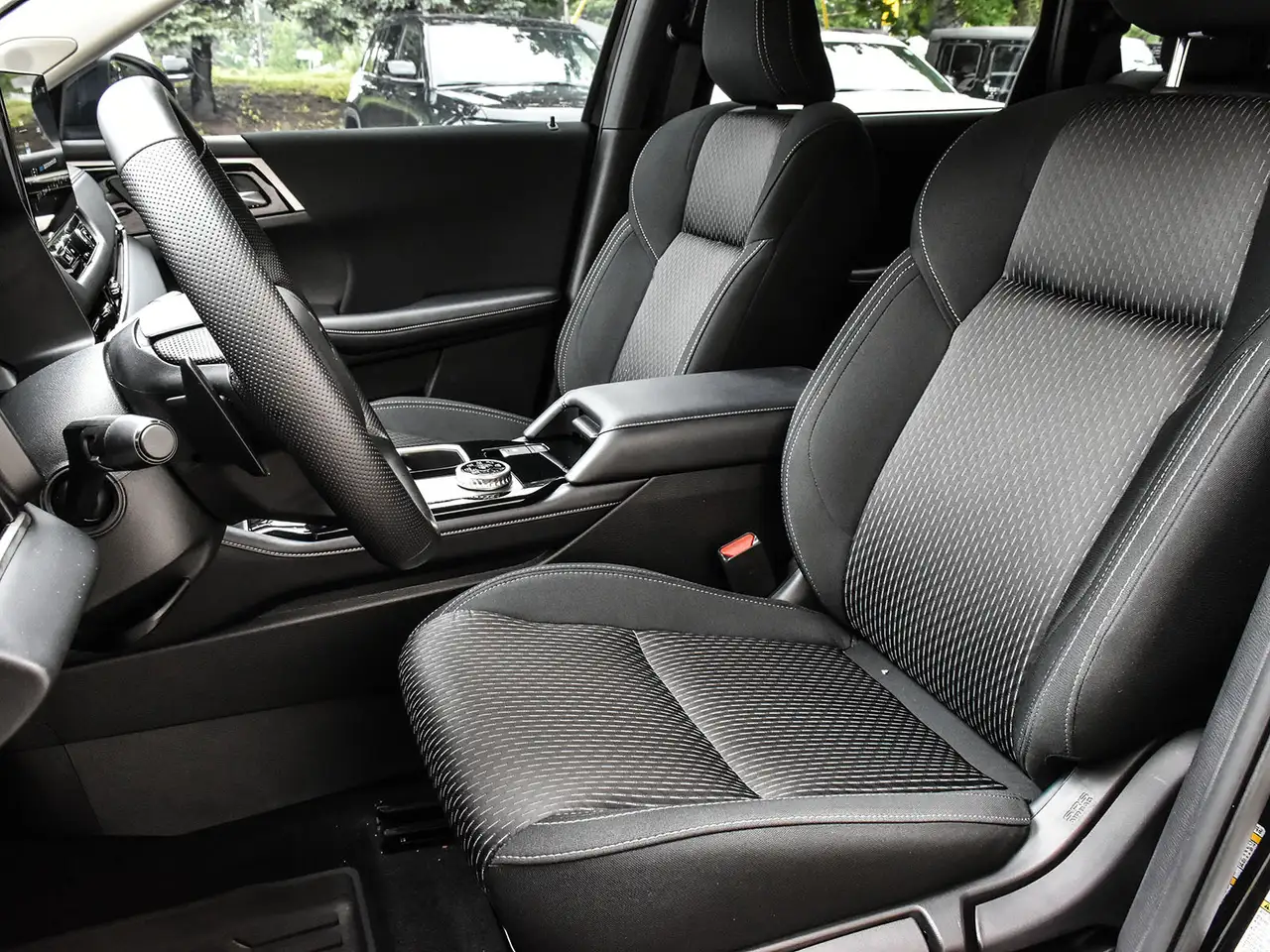 Mitsubishi Outlander снимка Mitsubishi Outlander