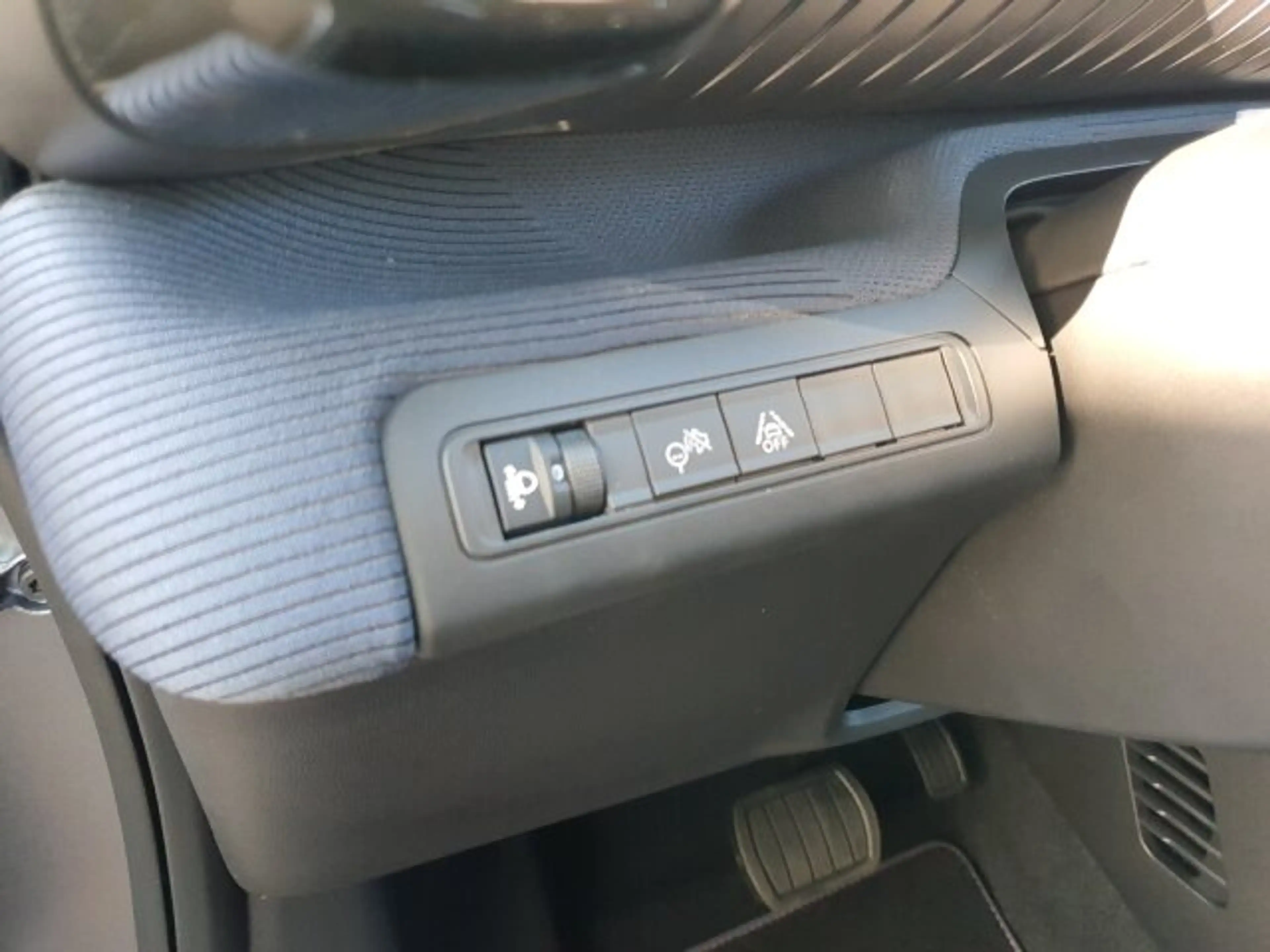Citroen C3 Aircross C3 Aircross Collection 145 BAR +180°Kamera+NAVI+ — photo 15
