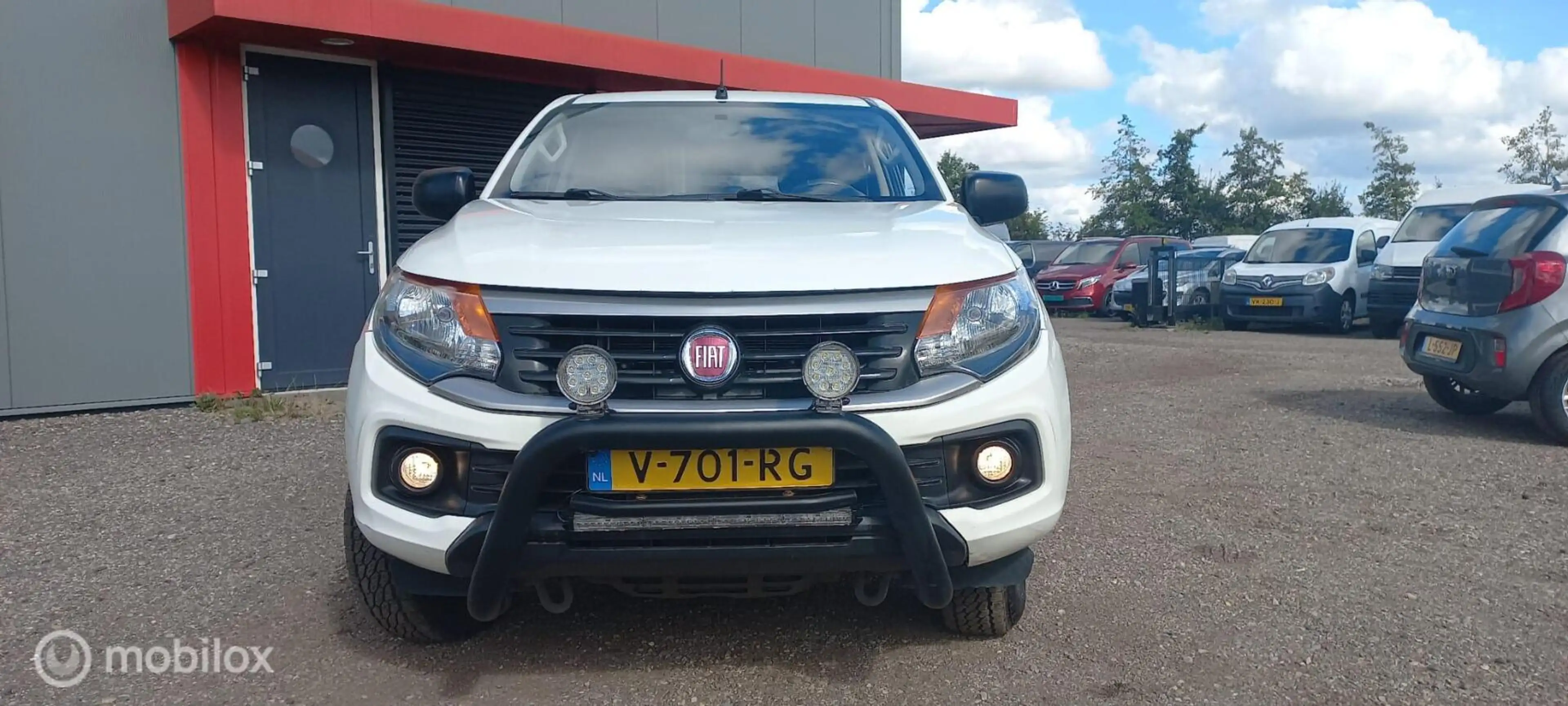 Mitsubishi L200 2.4D SX Extended Cab/4X4/AIRCO/CRUISECONTROL — photo 2