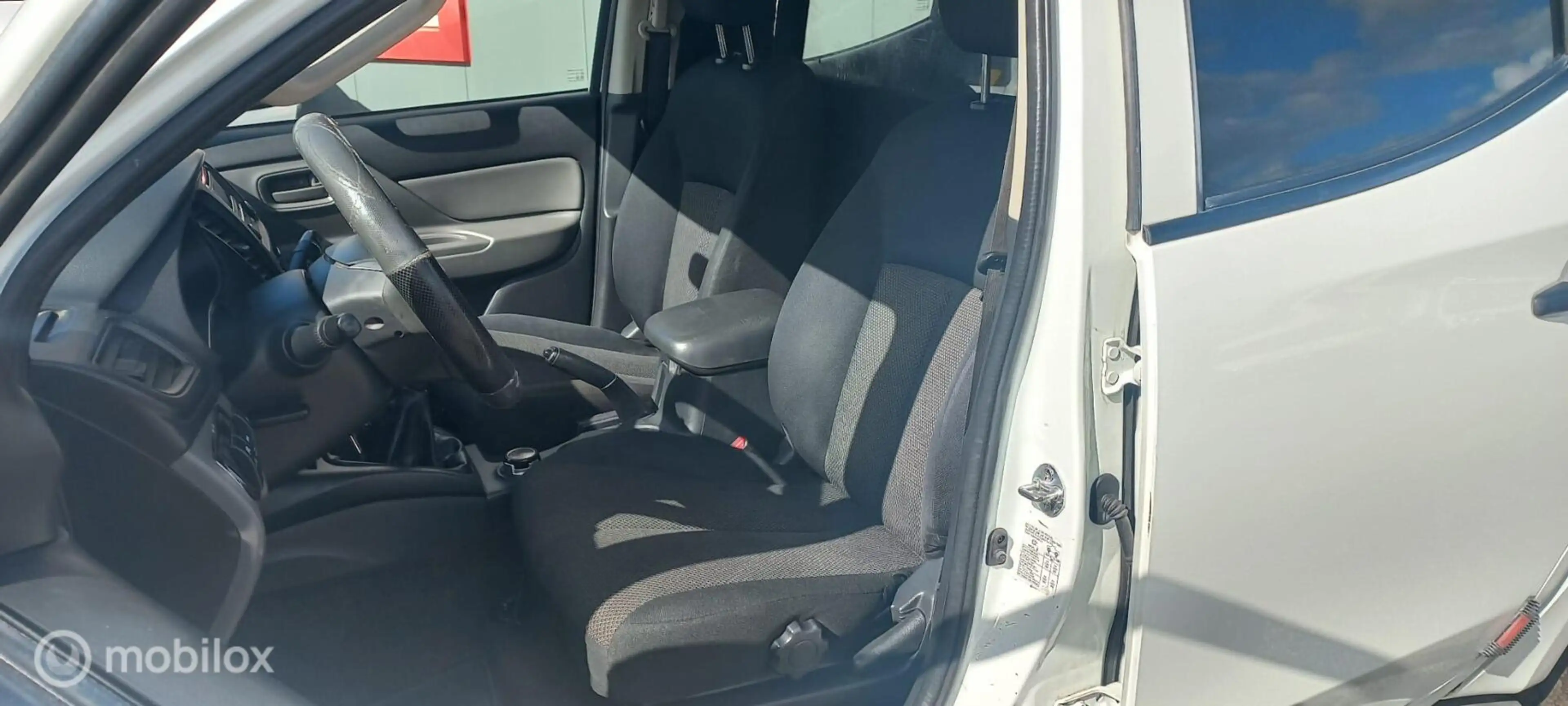 Mitsubishi L200 2.4D SX Extended Cab/4X4/AIRCO/CRUISECONTROL — photo 11