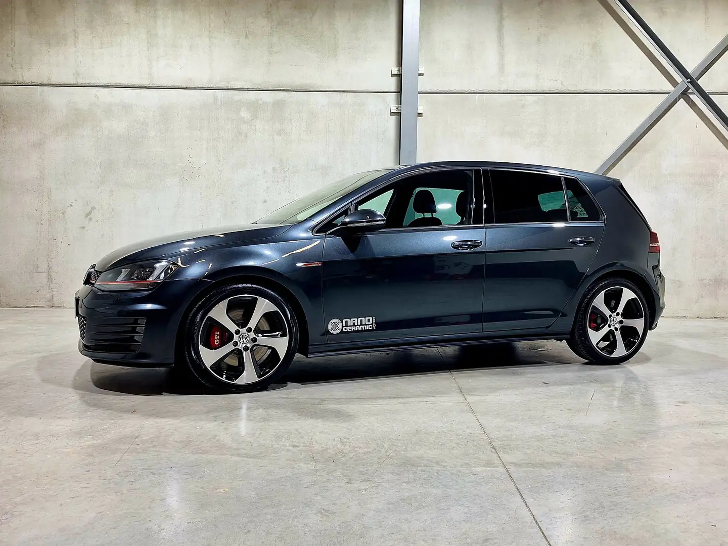 Volkswagen Golf GTI Performance BlueMotion Technology DSG - 1