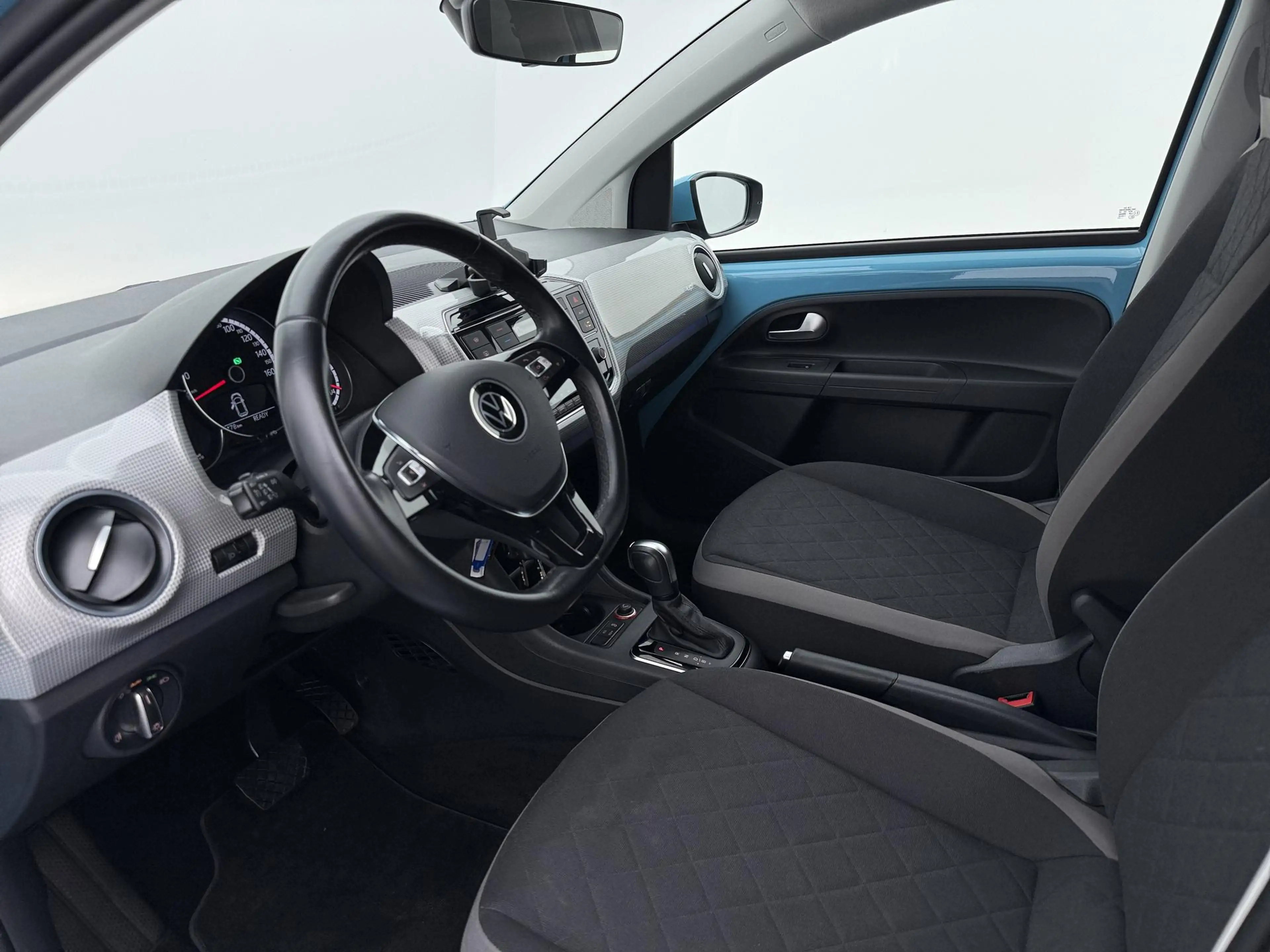 Volkswagen e-up! | Camera | Cruise control | Stoelverwarming | — photo 3
