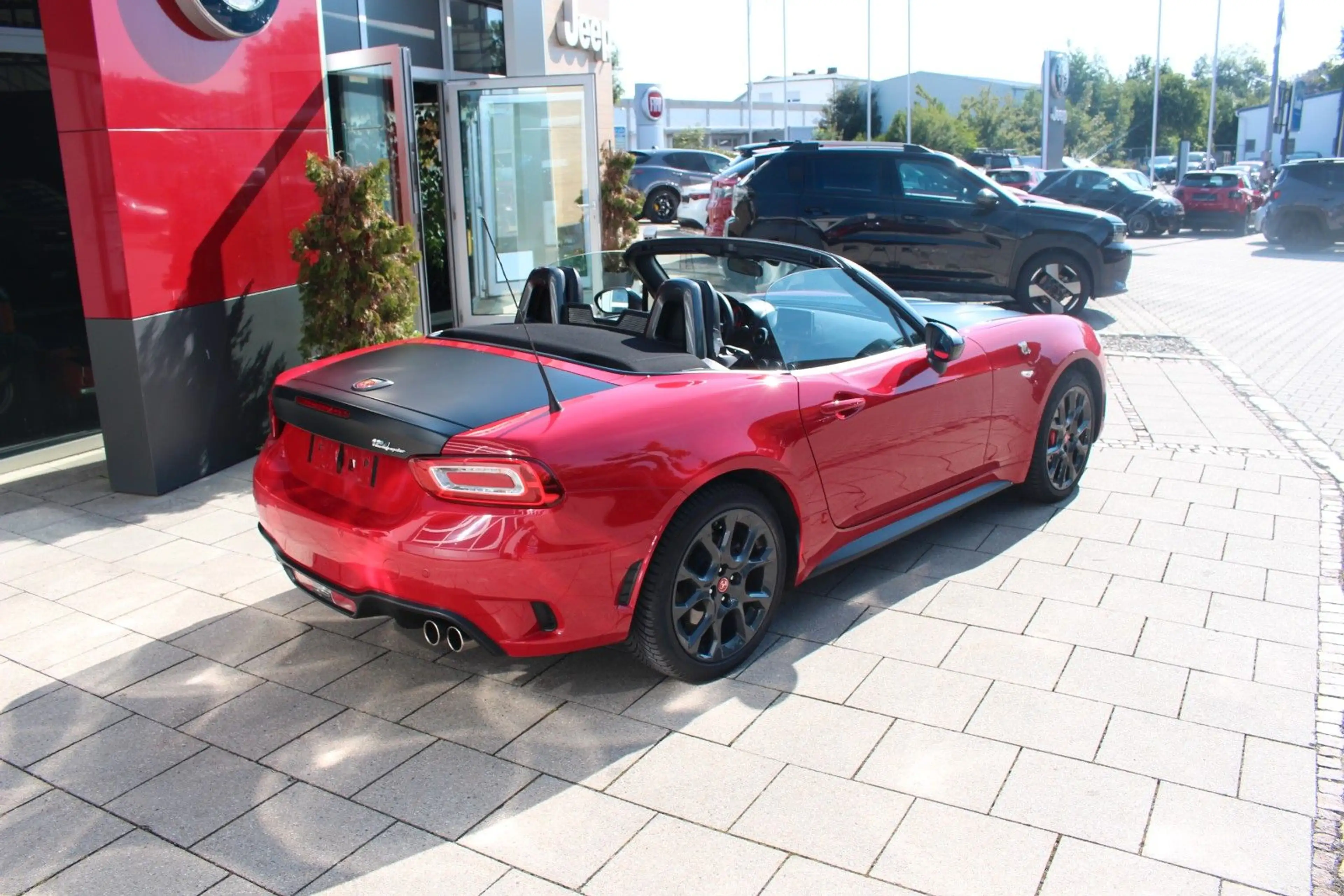 Abarth 124 Spider Turismo — photo 2