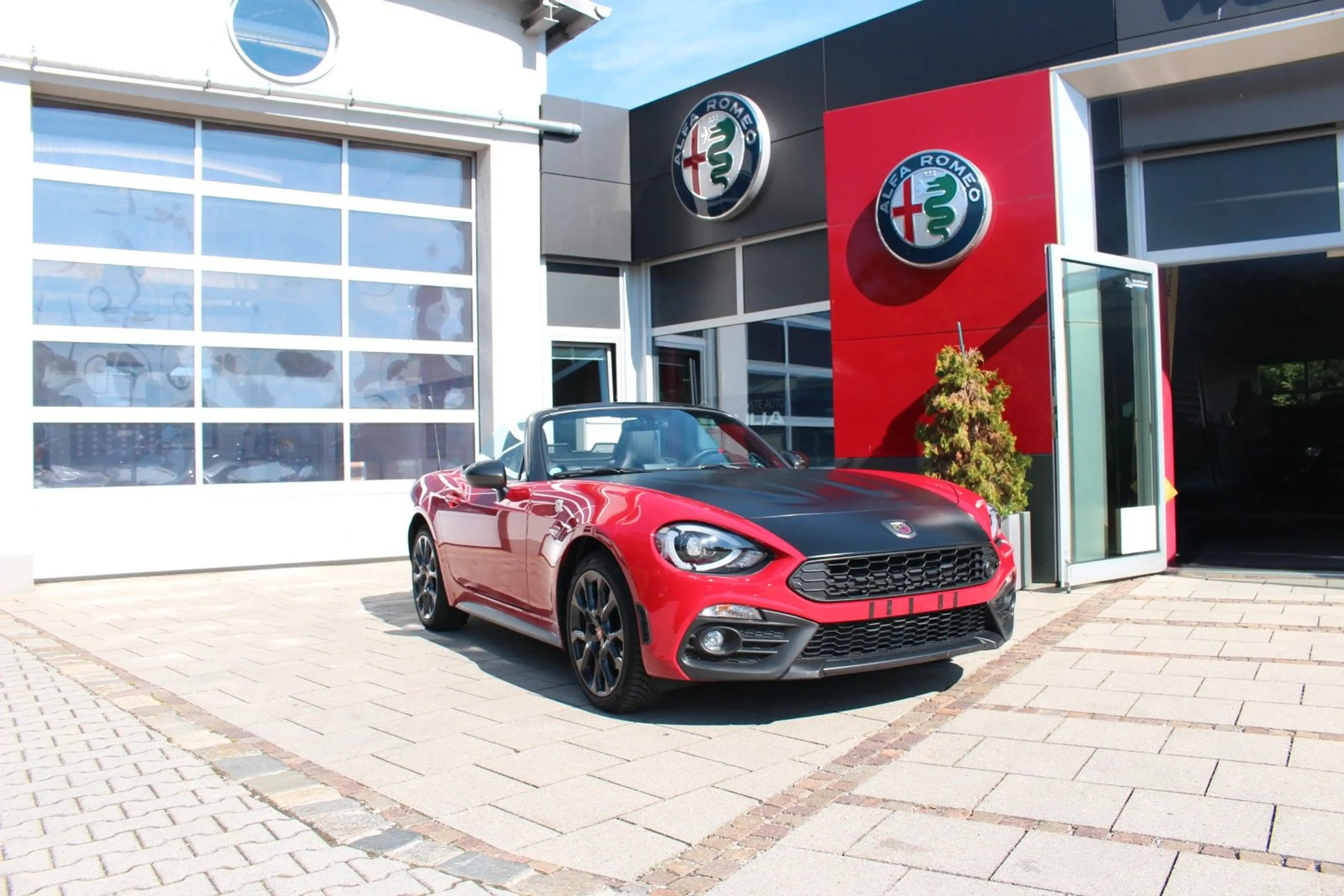 Abarth 124 Spider Turismo — photo 7
