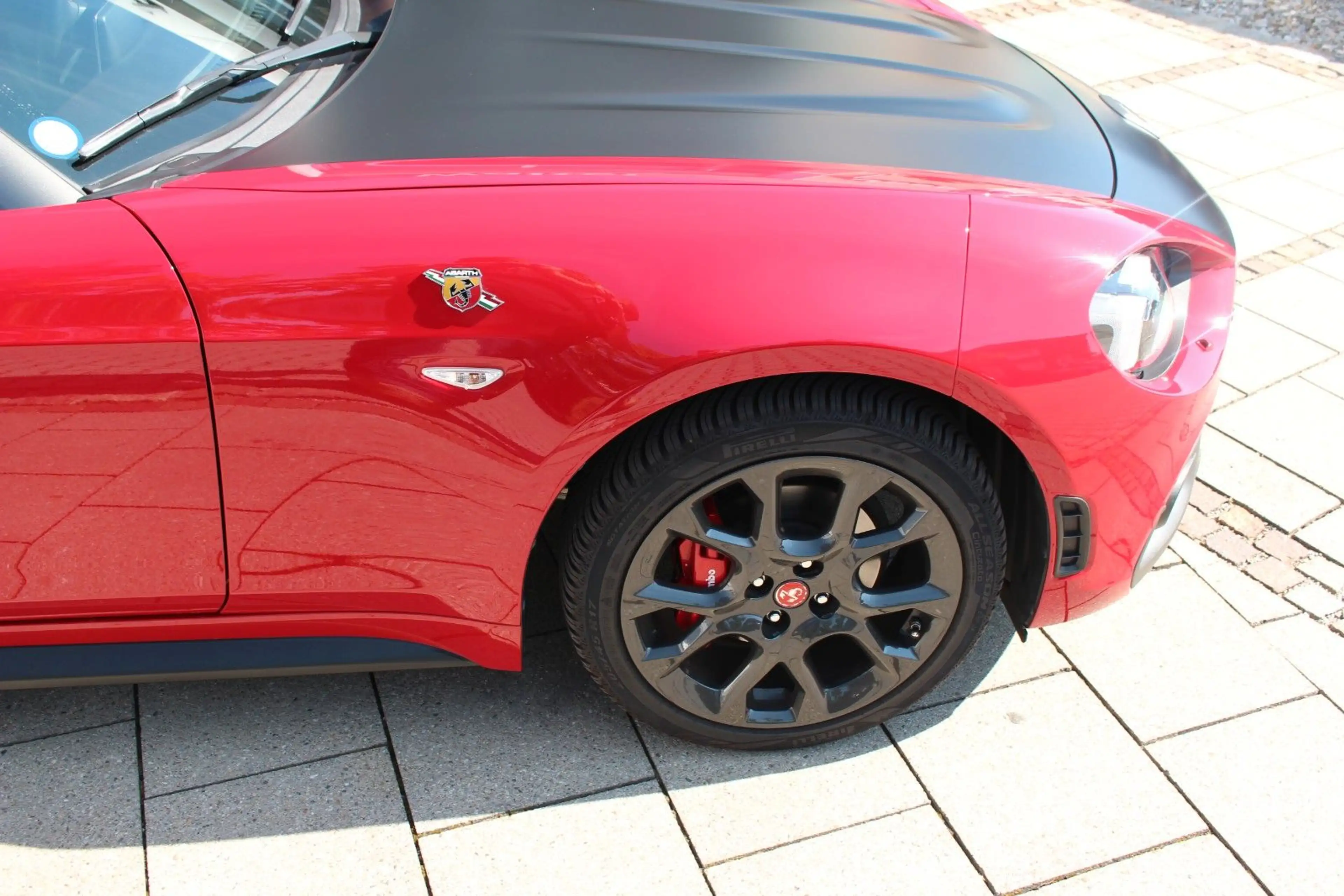 Abarth 124 Spider Turismo — photo 12
