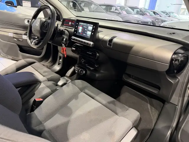 Citroen C4 Cactus view 10