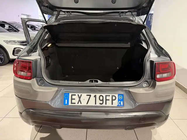Citroen C4 Cactus view 9