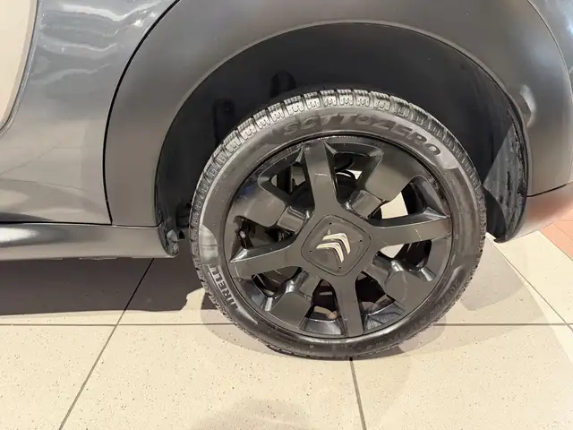 Citroen C4 Cactus view 14