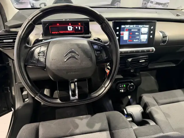 Citroen C4 Cactus view 11