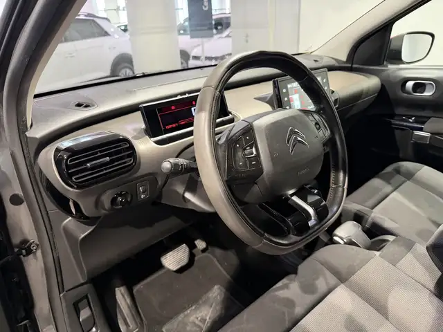 Citroen C4 Cactus view 8