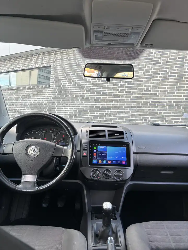 Volkswagen Polo Citadine 5 portes — photo 3