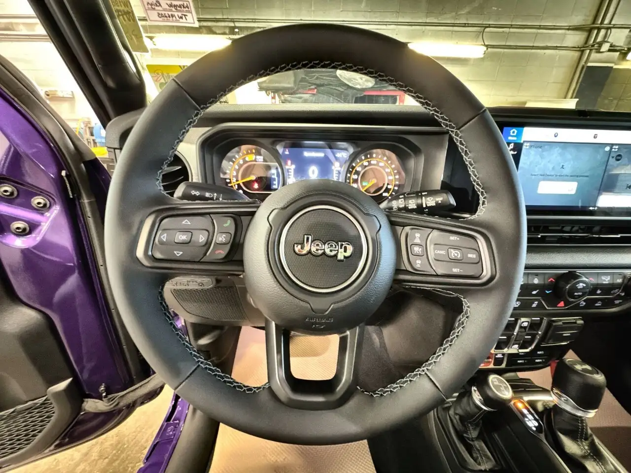 Jeep Wrangler снимка Jeep Wrangler