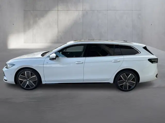 Volkswagen Passat Variant Sport TDI 4MOTION DSG Ansicht 8