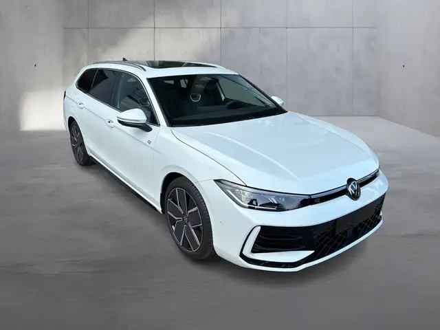 Volkswagen Passat Variant Sport TDI 4MOTION DSG Ansicht 3