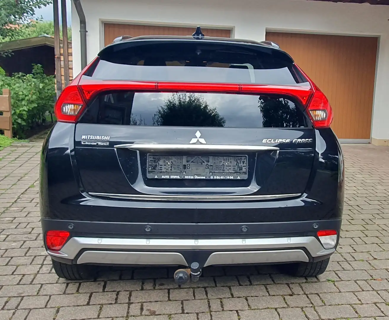 Mitsubishi Eclipse Cross Eclipse Cross 1.5 T-MIVEC ClearTec 2WD Plus Schwarz - 2