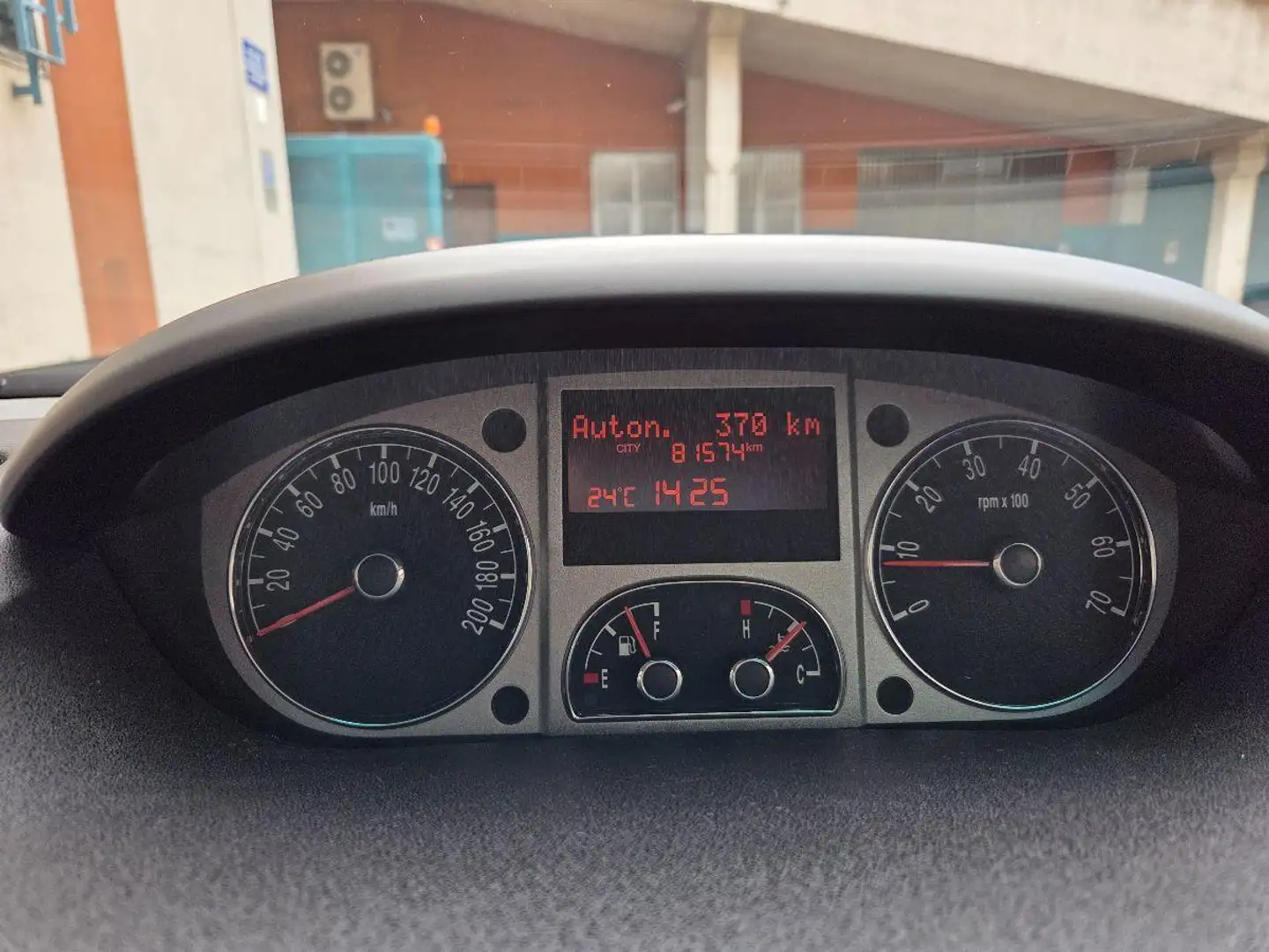 Lancia MUSA 1.4 16V EURO 5 S&S Platino - 2