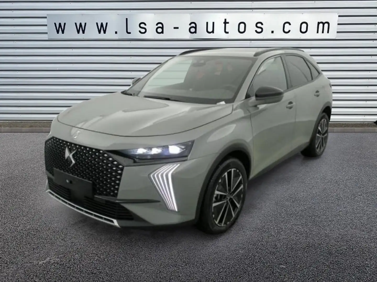 DS Automobiles DS 7 Crossback 1.5 BlueHDi 130 EAT8  Pallas Gris - 1