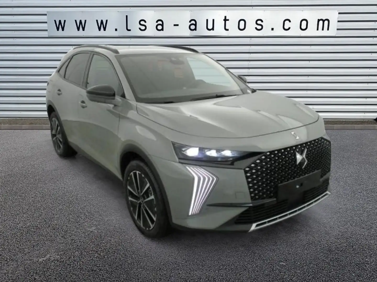 DS Automobiles DS 7 Crossback 1.5 BlueHDi 130 EAT8  Pallas Gris - 2